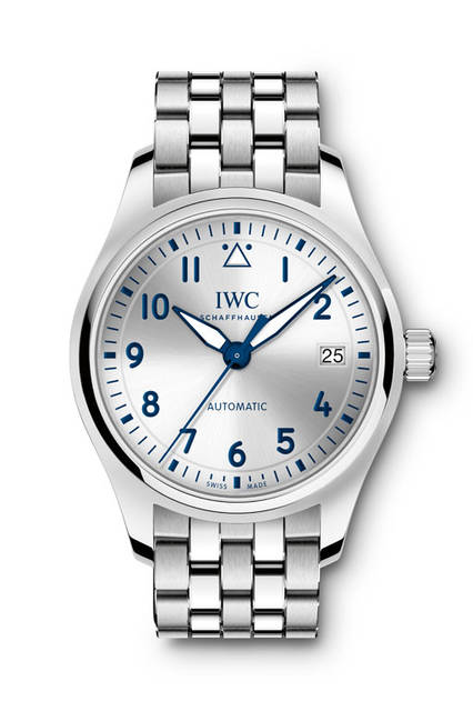 <strong>パイロット・ウォッチ・オートマティック 36</strong><br />ケース｜ステンレススチール<br />直径｜36mm<br />厚さ｜10.6mm<br />ムーブメント｜自動巻き（Cal.35111）<br />機能｜日付表示<br />防水｜6気圧<br />ブレスレット｜ステンレススチール<br />発売時期｜2016年6月予定<br />価格｜63万円