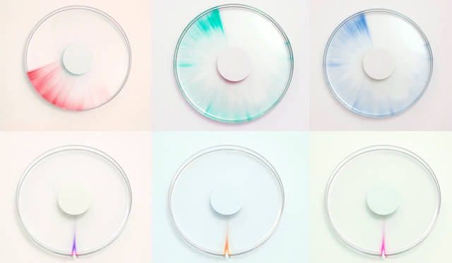 <strong>TRACE</strong><br />A clock that makes passing time visible using a solution that changes color in response to ultraviolet light.