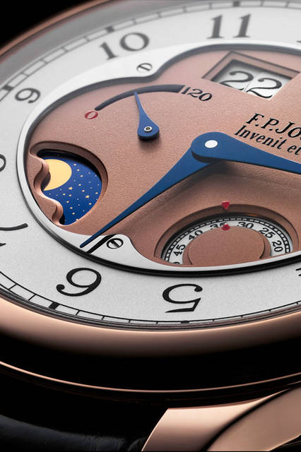<strong>Octa Divina</strong><br />Case: 18K Rose Gold<br />Diameter: 40mm or 42mm<br />Thickness: 10.6 mm<br />Movement: Automatic (Cal.1300.3)<br />Power Reserve: 160 hours ± 12 hours (120-hour display)<br />Functions: Moon phase, big date, power reserve indicator, small seconds<br />Strap: Alligator<br />Available Now<br />Price: ¥5,408,000 (excluding tax)
