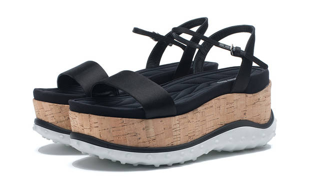 Early release sandals<br/>Price | ¥77,000
