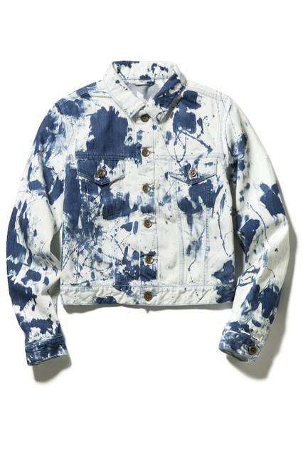 <strong>DIESEL Aoyama Exclusive</strong><br/>MADE IN JAPAN Denim Collection<br/>Denim Jacket<br/>Price | MEN'S ¥57,000, WOMEN'S ¥50,000