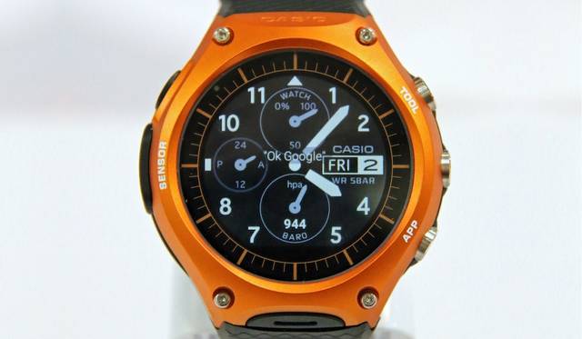 Casio's "Smart Outdoor Watch." It will go on sale in Japan in late March for ¥70,000 (excluding tax).