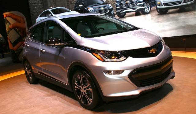 GM's second-generation Chevrolet Volt EV version announced at CES.