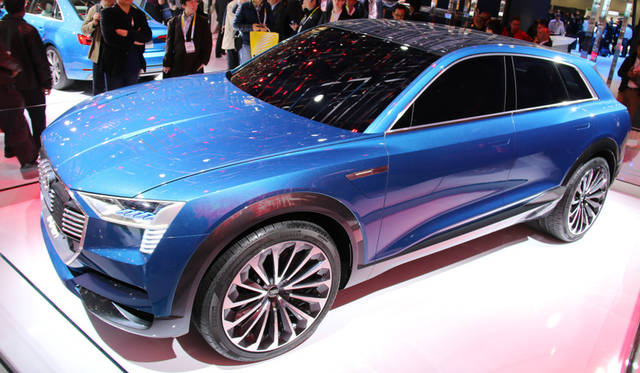 Audi "e-tron Quattro concept study." Features matrix laser headlamps.