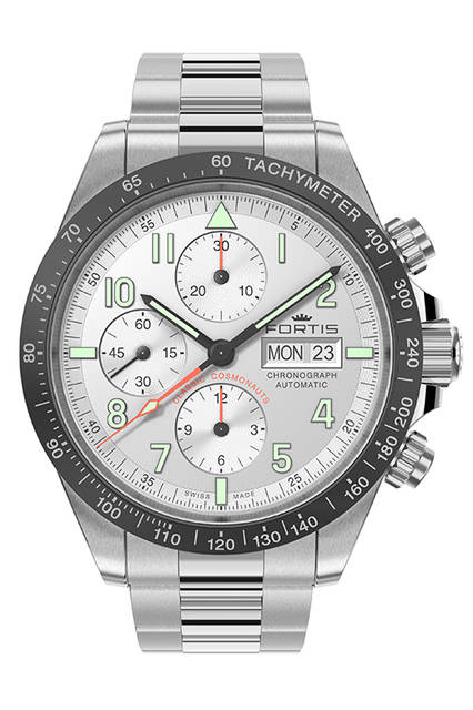 <strong>CLASSIC COSMONAUTS CHRONOGRAPH CERAMIC</strong><br /> Case│Stainless steel, ceramic bezel<br /> Diameter│42mm<br /> Thickness│14.9mm<br /> Movement│Automatic (Cal. 7750)<br /> Functions│Chronograph (30-minute counter, 12-hour counter), Day display, Date display<br /> Bracelet│Stainless steel (or calf strap)<br /> Water resistance│10 bar<br /> Release│Scheduled for Summer 2016<br /> Price│Stainless steel bracelet model: ¥370,000 (excl. tax),<br /> Calf strap: ¥340,000 (excl. tax)<br />