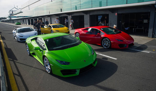 Lamborghini Dynamic Steering is available as an option