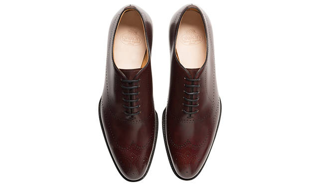 <strong>Crown Collection</strong><br /><strong>DICKENS</strong><br />Color | Dark Brown, Price | ¥195,000 (excl. tax)