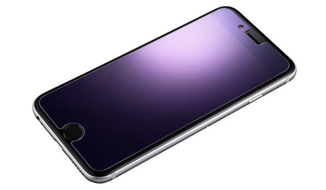 Protective glass that reduces blue light. ¥2,500 each for iPhone 7 and iPhone 7 Plus. Scheduled for late September release.