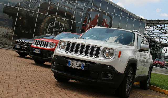 The forecourt, featuring a lineup of Jeeps including the Renegade and Cherokee.