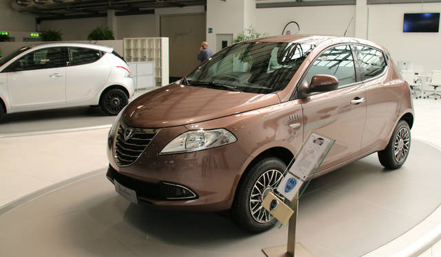 Lancia section, featuring various versions of the Ypsilon.