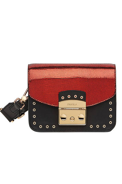 <strong>METROPOLIS</strong><br /> W16.5 x H12 x D8cm <br /> 素材｜ゴートレザー<br /> 価格｜5万円(税抜) 