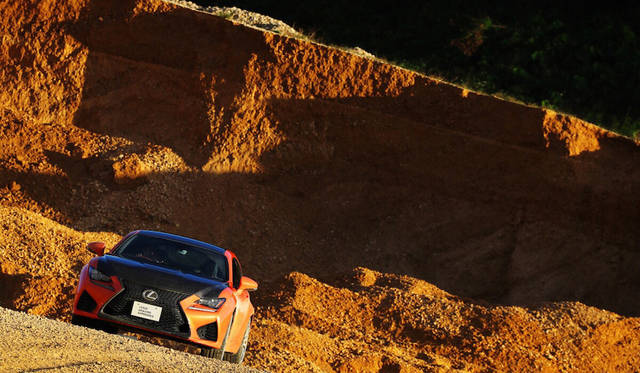 LEXUS RC F