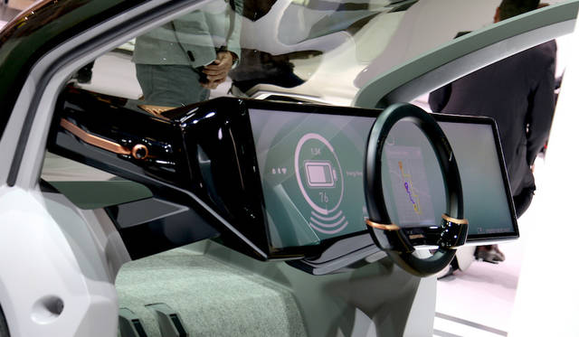 The dashboard of the Honda NeuV Concept. Will the large display become an essential item for infotainment in the era of autonomous driving?