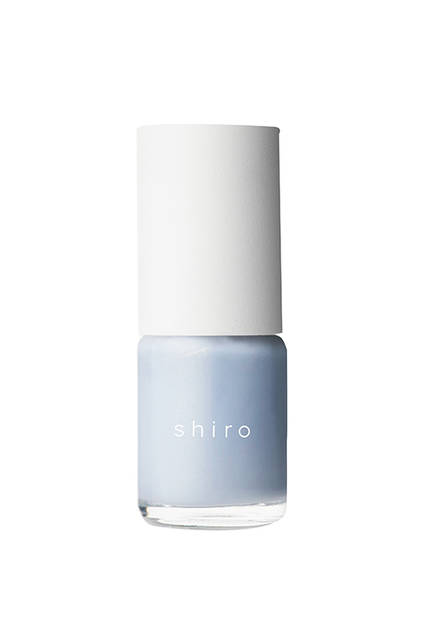 <strong>亜麻ネイル</strong><br /> 価格｜全18色 10mL 　2400円（税抜）<br />