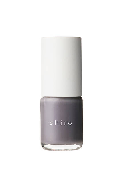 <strong>亜麻ネイル</strong><br /> 価格｜全18色 10mL 　2400円（税抜）<br />