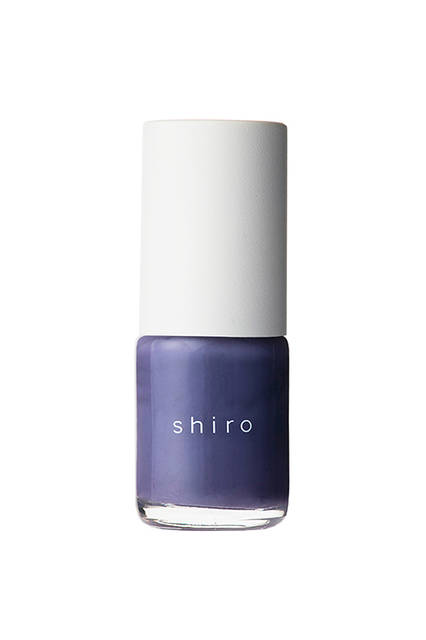 <strong>亜麻ネイル</strong><br /> 価格｜全18色 10mL 　2400円（税抜）<br />