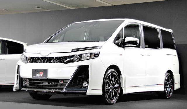 VOXY GR SPORT