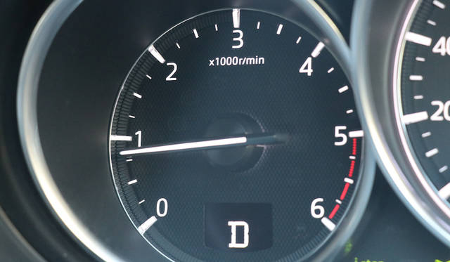 2,188cc 4気筒ディーゼルエンジンは450Nmの最大トルクを2,000rpmで発生