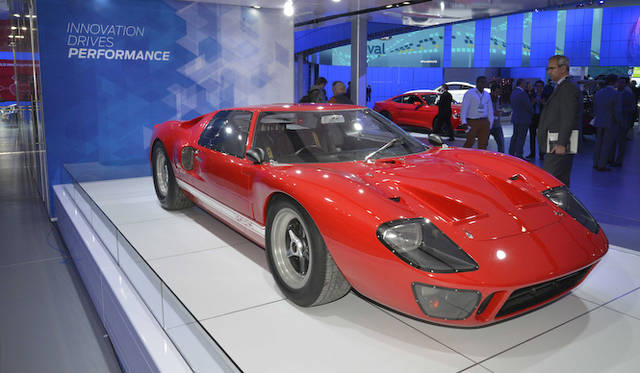 1964年登場の“先代”フォード GT40