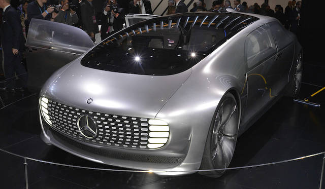 CES 2015でも登場した完全自律運転のコンセプトモデル