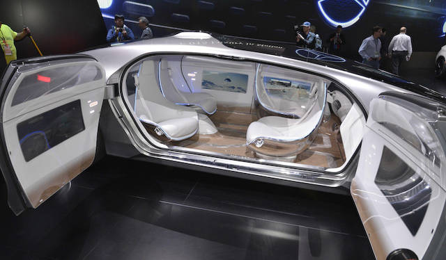 CES 2015でも登場した完全自律運転のコンセプトモデル