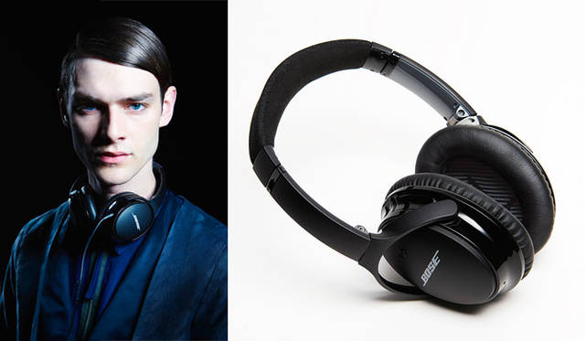 Bose® QuietComfort® 25 Acoustic Noise Cancelling headphones - JAPAN CONCEPT MODEL “SUMI” ¥43,200 (Pre-orders begin January 23, 2015, 10:00 AM JST on Bose.co.jp)