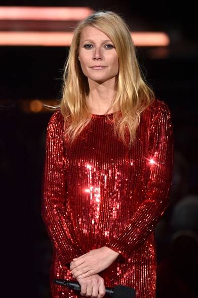 Gwyneth Paltrow｜グウィネス・パルトロー<br "/><br "/>Actress Gwyneth Paltrow served as a presenter.<br "/><br "/>Dress: Saint Laurent<br "/>COURTESY OF SAINT LAURENT