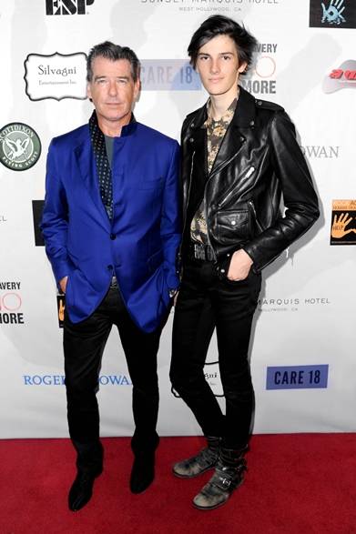 （Left to right） Pierce Brosnan & Dylan Brosnan｜ピアース・ブロスナン＆ディラン・ブロスナン<br "/><br "/>Pierce Brosnan and his son Dylan attended the Grammy after-party together.<br "/><br "/>All items (Dylan Brosnan): Saint Laurent<br "/>COUTESY OF SAINT LAURENT