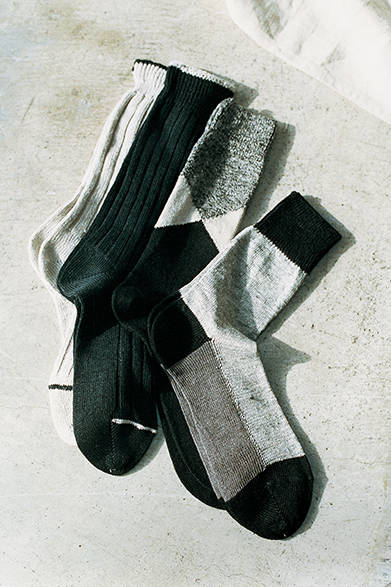 From left: Socks ¥3,240, ¥3,240, ¥3,780, ¥3,240 (all Margaret Howell)