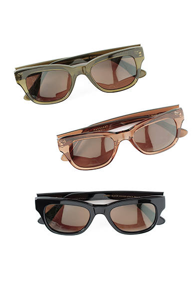 Sunglasses ¥73,440 each (store exclusive) (all Margaret Howell)
