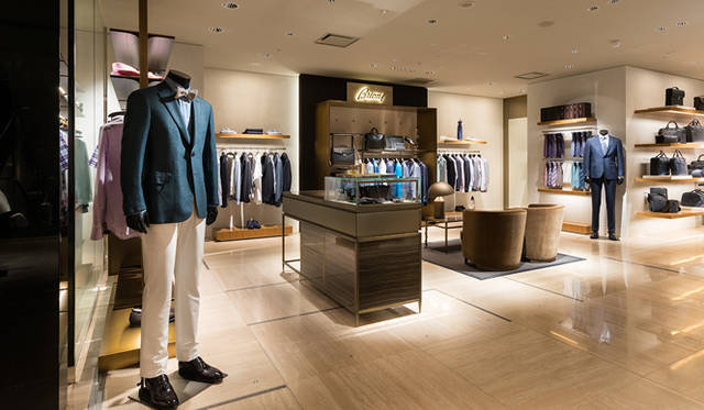 <strong>BRIONI</strong><br />Isetan Shinjuku Men's Building 4F, International Luxury