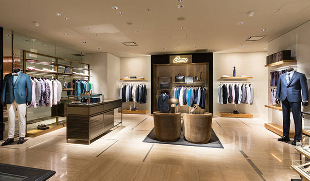 <strong>BRIONI</strong><br />Isetan Shinjuku Men's Building 4F, International Luxury