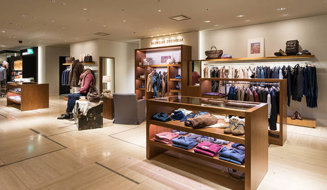<strong>BRUNELLO CUCINELLI</strong><br />Isetan Shinjuku Men's Building 4F, International Luxury