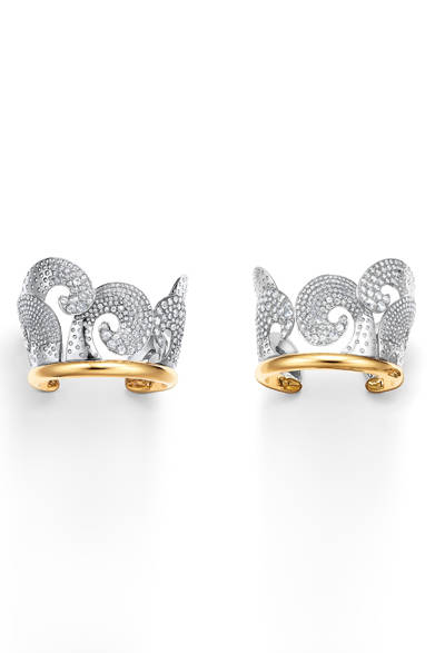 <strong>Tiffany & Co.</strong><br><br>A cuff inspired by 19th-century Japonisme design.<br><br>© Tiffany & Co.