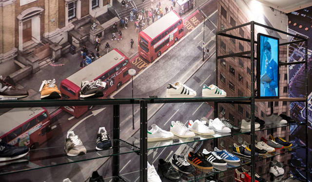 London: Expressing Classic