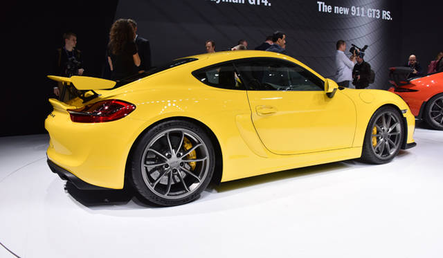 Porsche Cayman GT4