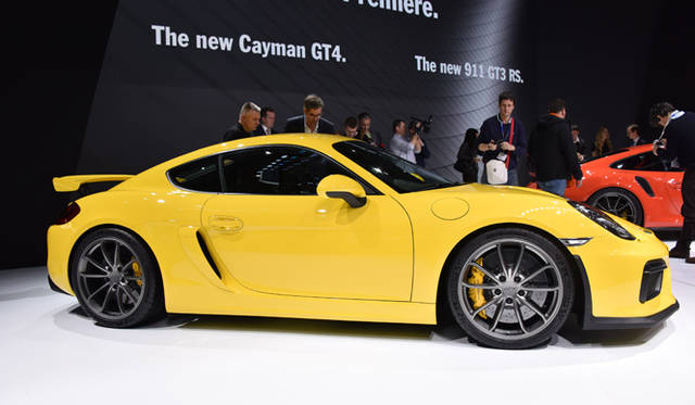 Porsche Cayman GT4