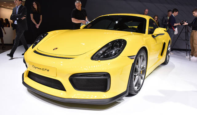 Porsche Cayman GT4