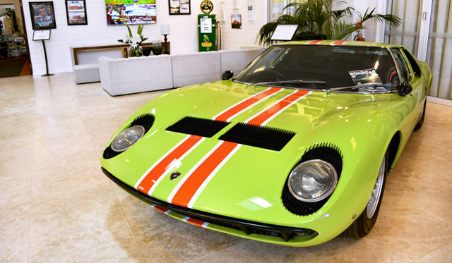 <br />Twiggy's former Lamborghini