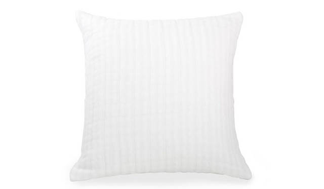 <strong>IKEUCHI ORGANIC</strong><br />Bed Linen "Organic I 440" White Available from Wednesday, April 1; Gray Available from Monday, April 13