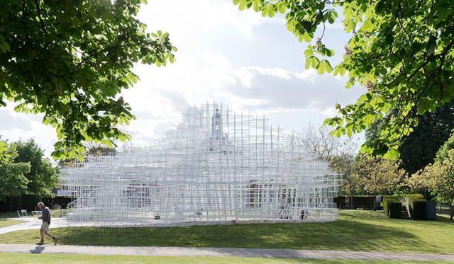 <strong>ASAHIKAWA DESIGN WEEK</strong><br />ASAHIKAWA DESIGN WEEK 2015 | A work by Sou Fujimoto, an architect from Asahikawa.