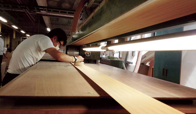 <strong>ASAHIKAWA DESIGN WEEK</strong><br />ASAHIKAWA DESIGN WEEK 2015 | Factory tours of various companies, showcasing Asahikawa's technology and craftsmanship, will also be held during the event.