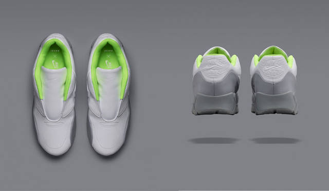 <strong>NikeLab</strong><br />NikeLab × sacai Collection<br />NikeLab × sacai Air Max 90