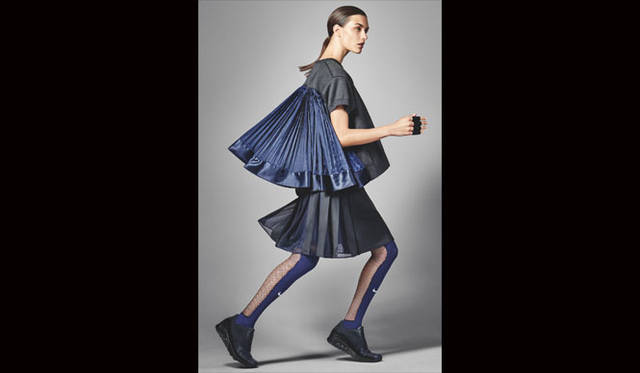 <strong>NikeLab</strong><br />NikeLab × sacai Collection<br />