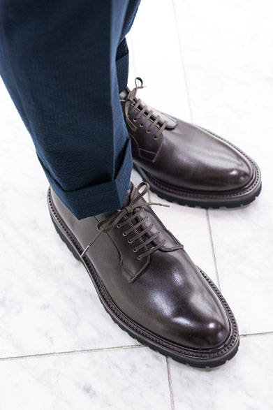 <strong>WH</strong><br />Hiroshi Tsubouchi in plain toes