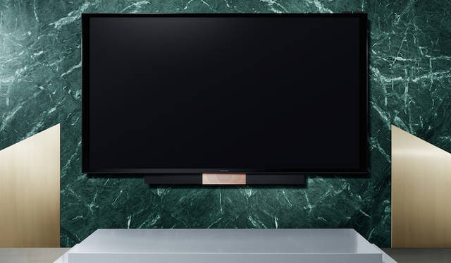 <strong>Bang & Olufsen Love Affair Collection BeoVision Avant 85</strong><br />Transform your living room into a true cinema with top-quality visuals and sound that surpasses conventional TV. Includes floor stand and BeoRemote One. ¥4,543,000 (excl. tax) 
