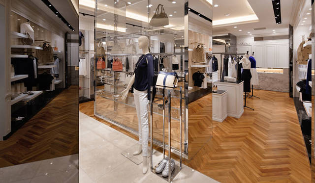<strong>PARIGOT | Paris</strong><br />"PARIGOT MARUNOUCHI"