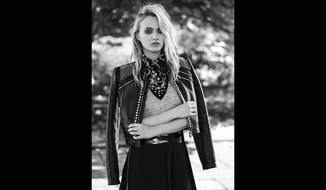 Leather rider's jacket ¥248,400, skirt ¥54,000, bandana scarf ¥23,760 (all DIESEL BLACK GOLD)