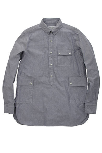 <strong>NICK WOOSTER + UNITED ARROWS</strong><br/>Oxford cloth pullover shirt. ¥19,440