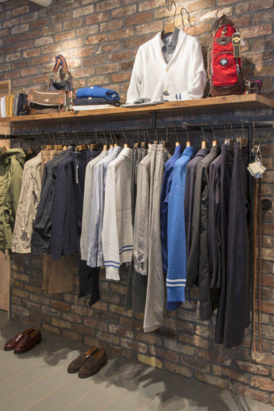 <strong>NEWYORKER｜ニューヨーカー</strong><br />NEWYORKER BLUE Harajuku Store